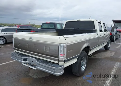 1989 Ford F350 z USA, uszkodzony, nr VIN 2FTJW35G1KCA26483